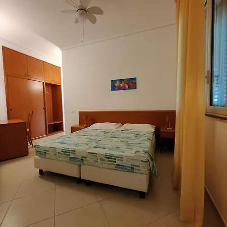 Ferienhaus In Polimnia Fontane Bianche