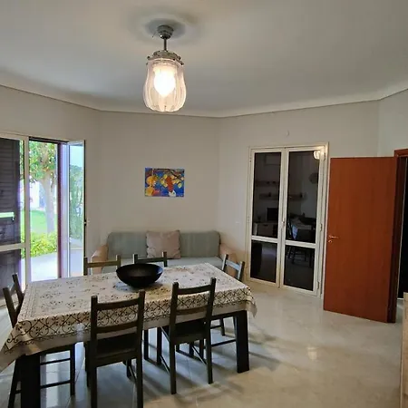 Ferienhaus In Polimnia Fontane Bianche